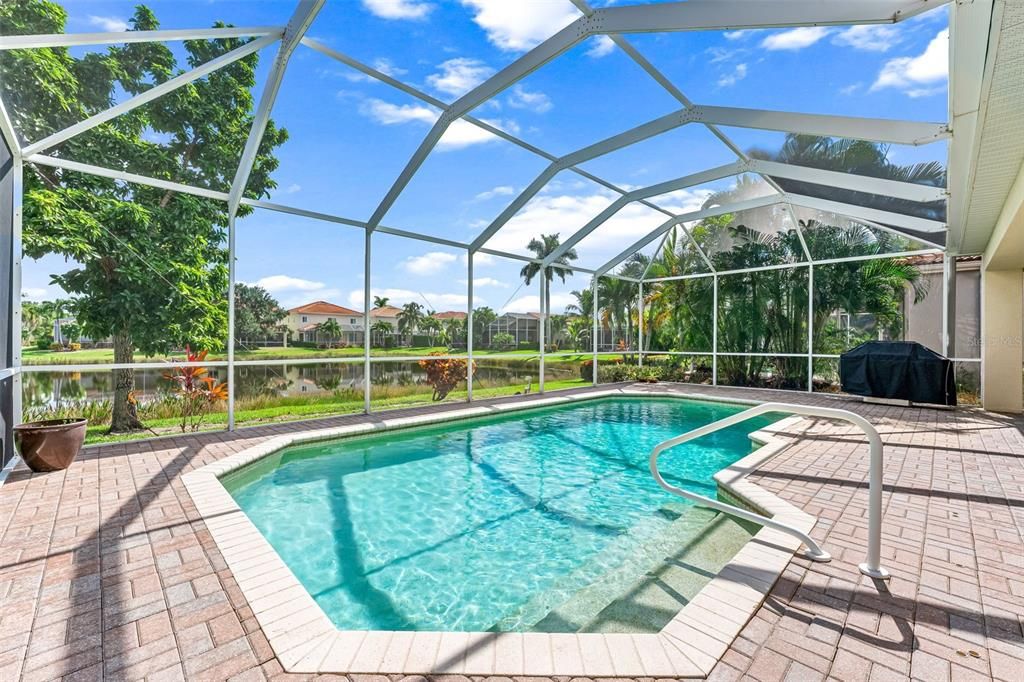 待售: $739,000 (5 贝兹, 4 浴室, 2863 平方英尺)