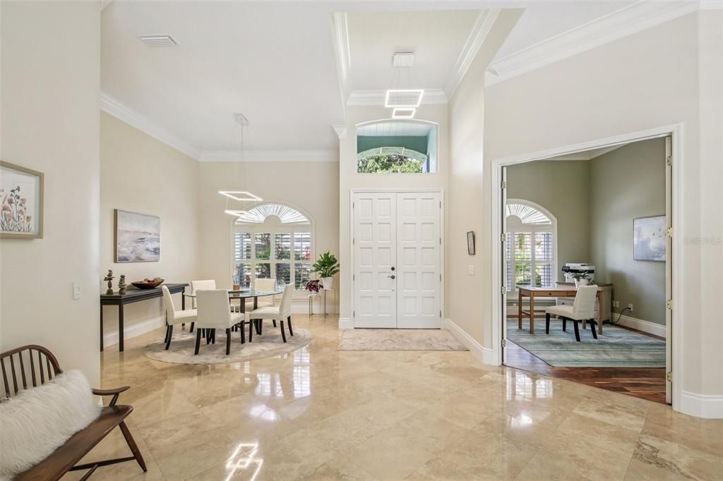 Activo con contrato: $650,000 (5 camas, 3 baños, 2984 Pies cuadrados)