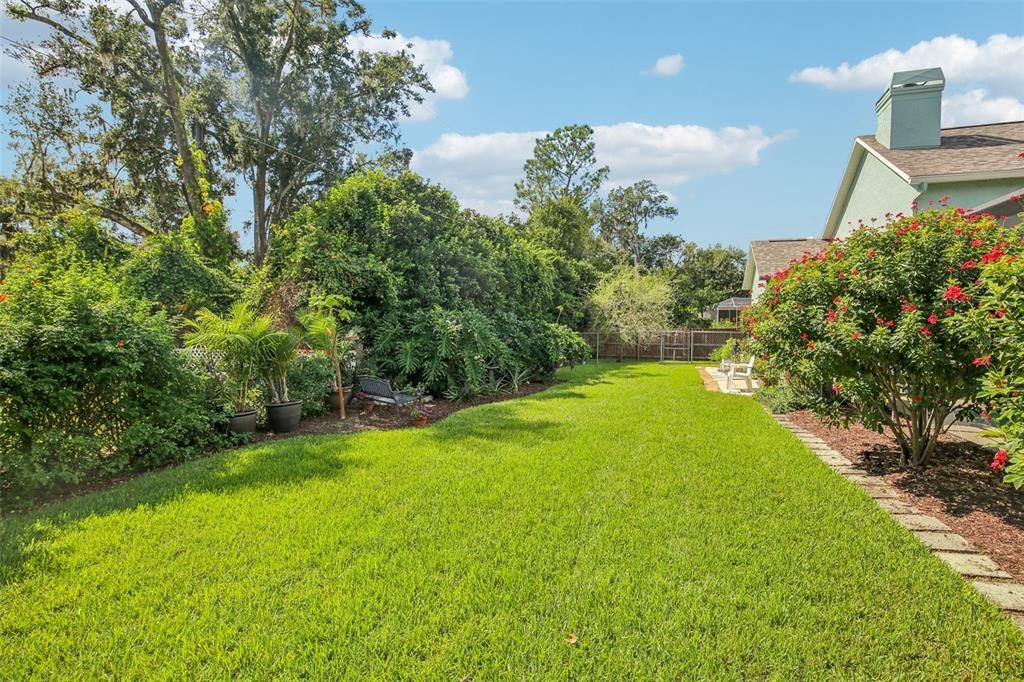 Activo con contrato: $650,000 (5 camas, 3 baños, 2984 Pies cuadrados)