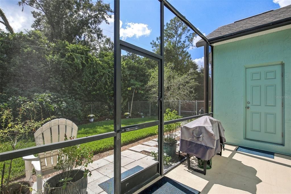 Activo con contrato: $650,000 (5 camas, 3 baños, 2984 Pies cuadrados)