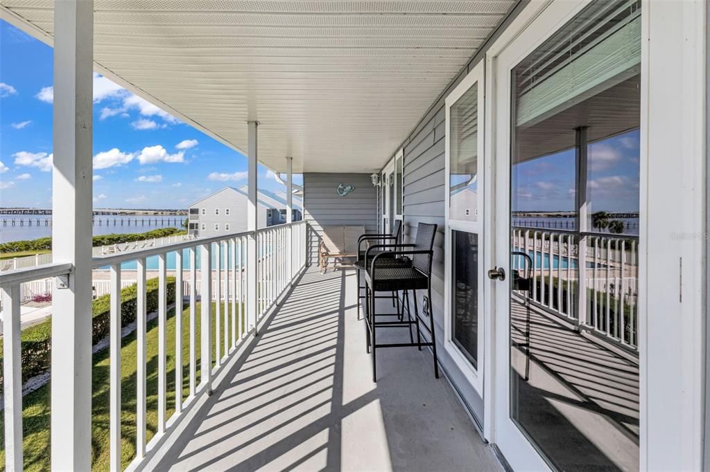 待售: $285,000 (2 贝兹, 2 浴室, 1120 平方英尺)