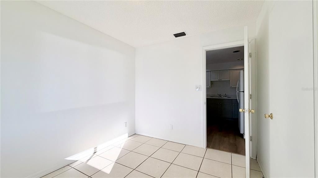 For Rent: $1,795 (3 beds, 2 baths, 1184 Square Feet)