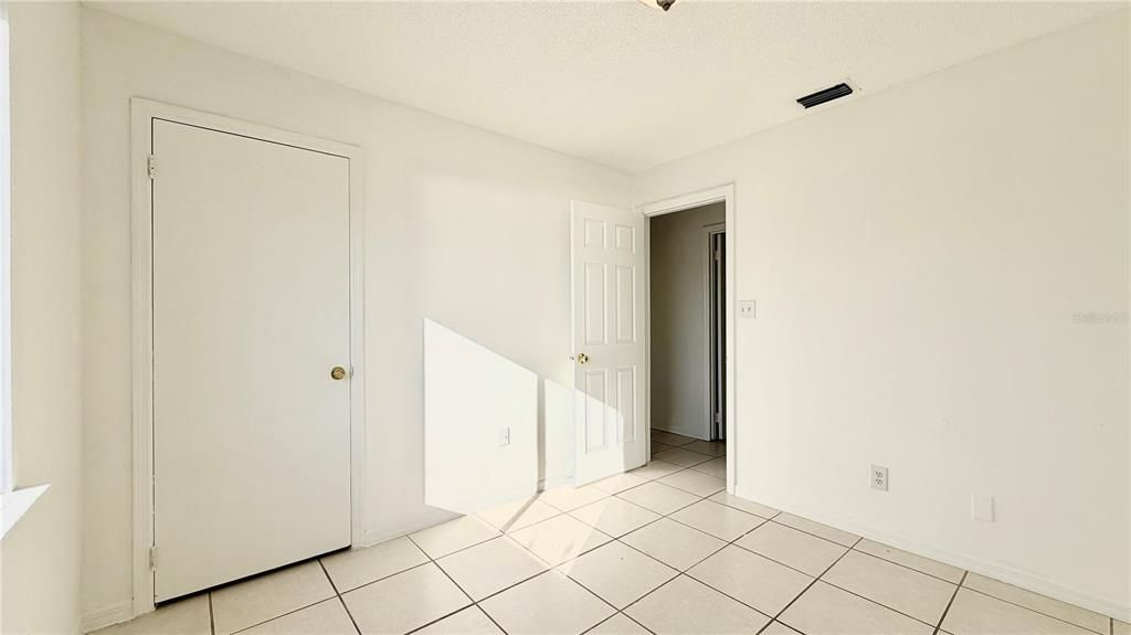 For Rent: $1,795 (3 beds, 2 baths, 1184 Square Feet)