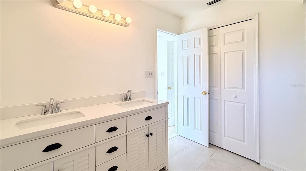 For Rent: $1,795 (3 beds, 2 baths, 1184 Square Feet)