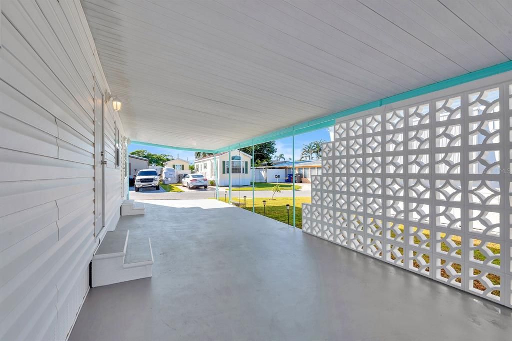 For Sale: $89,900 (1 beds, 1 baths, 460 Square Feet)