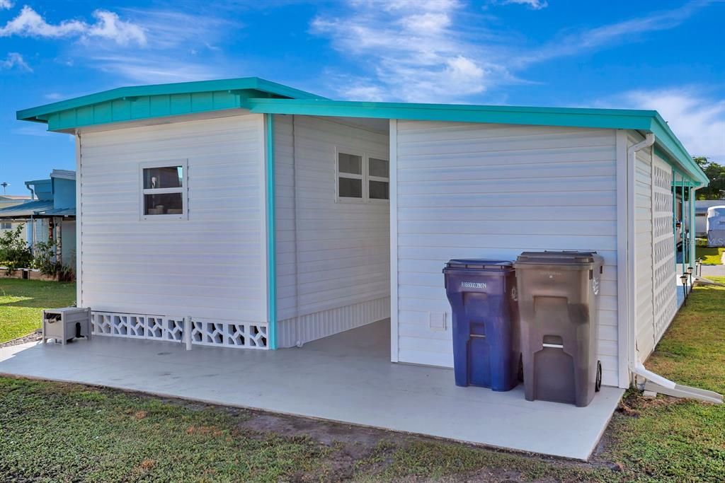 For Sale: $89,900 (1 beds, 1 baths, 460 Square Feet)