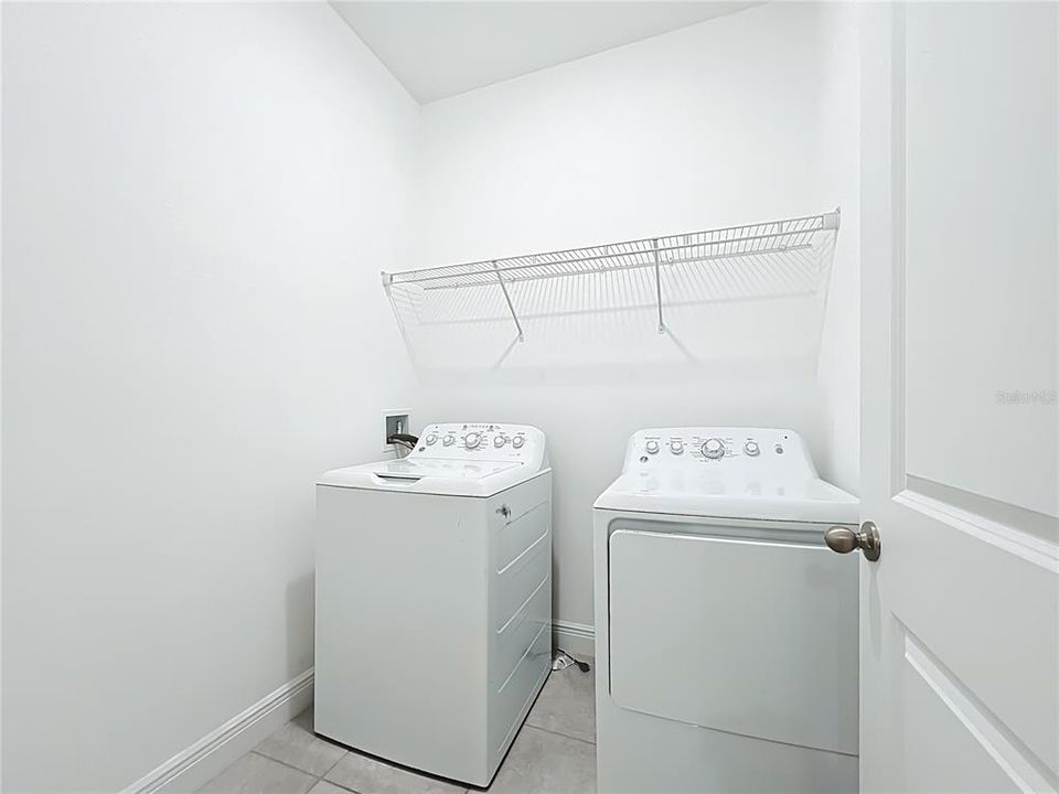 En Renta: $1,950 (4 camas, 2 baños, 1580 Pies cuadrados)