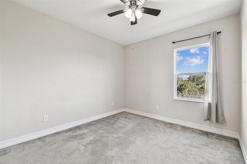 For Rent: $3,200 (4 beds, 3 baths, 2600 Square Feet)