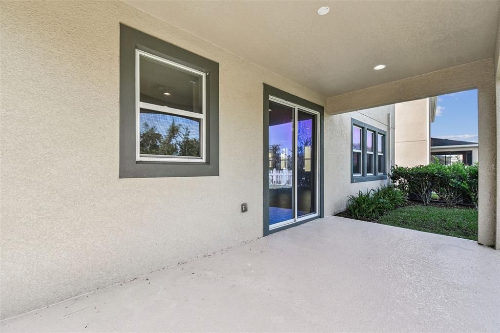 For Rent: $3,200 (4 beds, 3 baths, 2600 Square Feet)