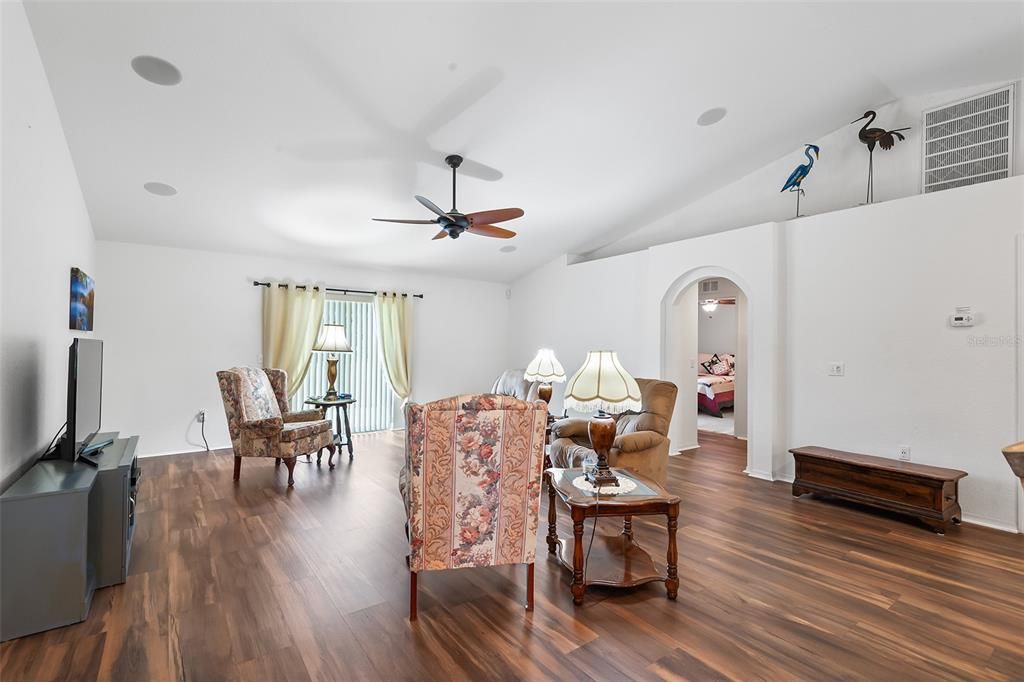 Active With Contract: $299,900 (3 beds, 2 baths, 1857 Square Feet)
