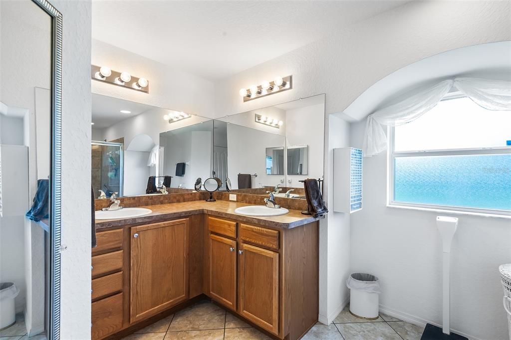 Active With Contract: $299,900 (3 beds, 2 baths, 1857 Square Feet)