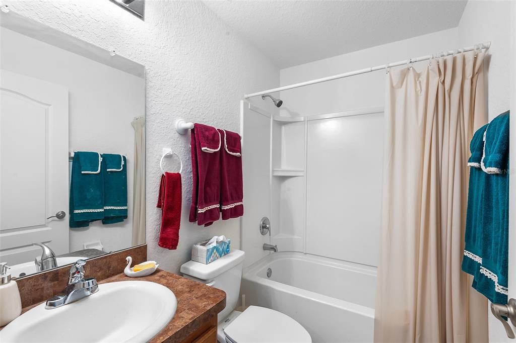 Active With Contract: $299,900 (3 beds, 2 baths, 1857 Square Feet)