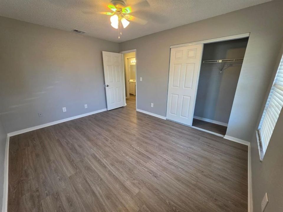 For Rent: $1,495 (2 beds, 1 baths, 960 Square Feet)