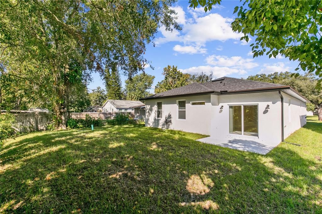 For Sale: $409,900 (4 beds, 2 baths, 1665 Square Feet)