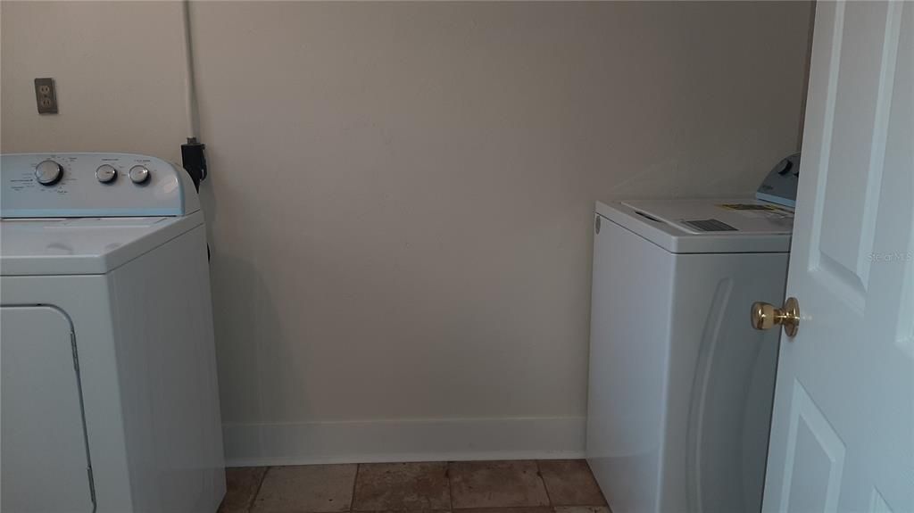 En Renta: $1,750 (3 camas, 1 baños, 1096 Pies cuadrados)