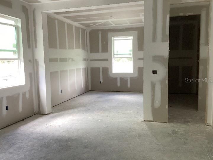 En Venta: $549,990 (3 camas, 2 baños, 2226 Pies cuadrados)