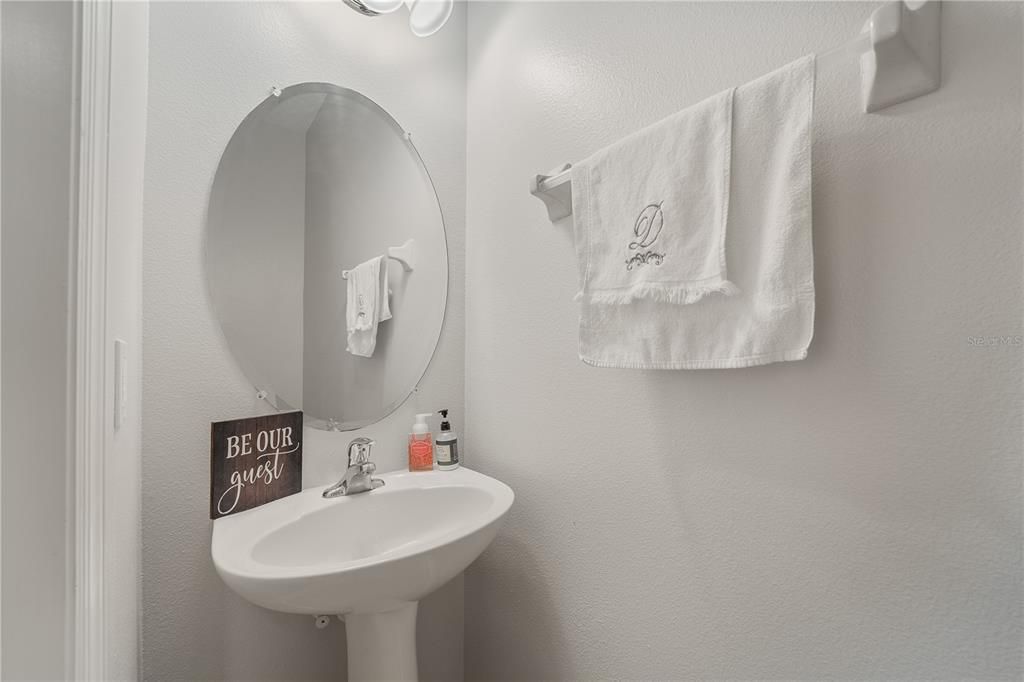 В аренду: $4,300 (4 спален, 2 ванн, 2648 Квадратных фут)