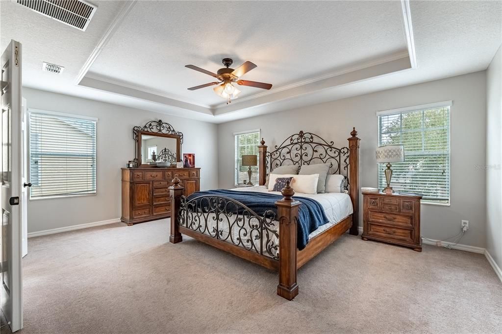 В аренду: $4,300 (4 спален, 2 ванн, 2648 Квадратных фут)