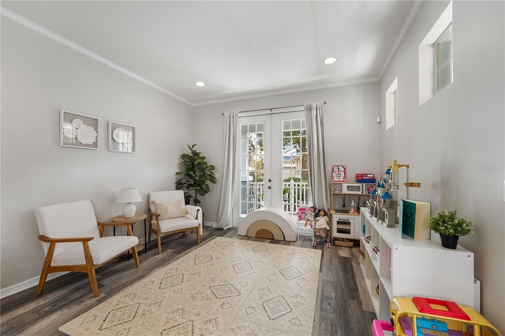 В аренду: $4,300 (4 спален, 2 ванн, 2648 Квадратных фут)