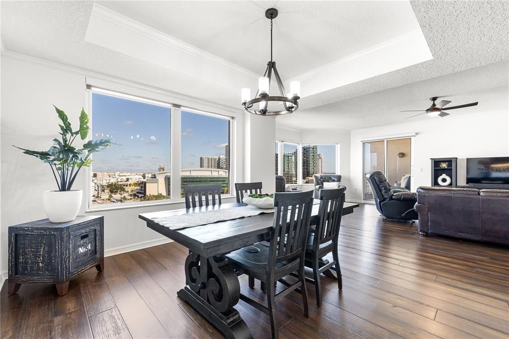 Active With Contract: $1,550,000 (2 beds, 2 baths, 1821 Square Feet)