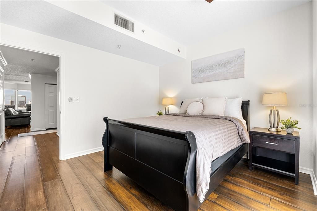 Active With Contract: $1,550,000 (2 beds, 2 baths, 1821 Square Feet)