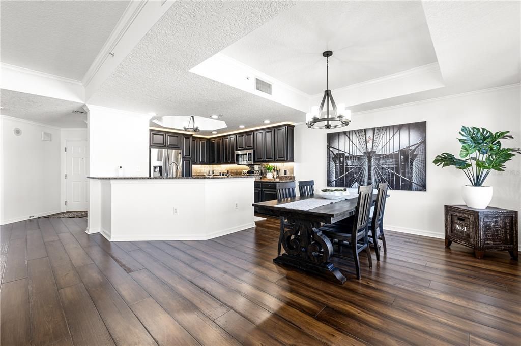 Active With Contract: $1,550,000 (2 beds, 2 baths, 1821 Square Feet)