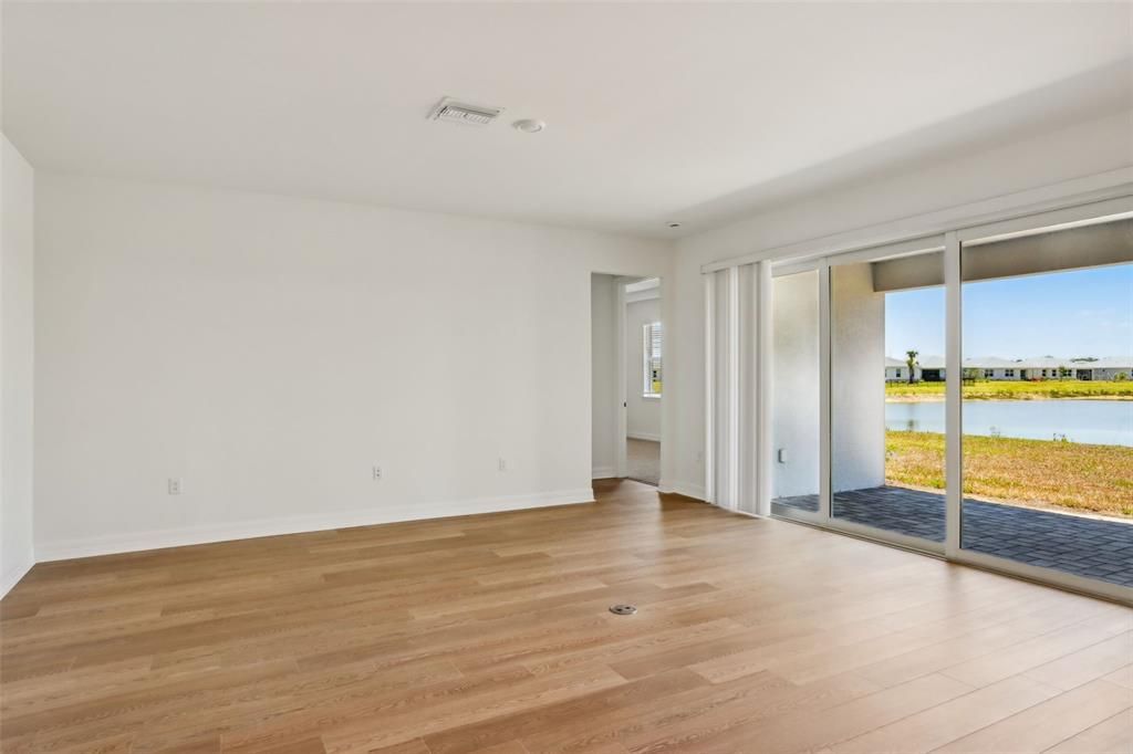 For Sale: $460,480 (4 beds, 3 baths, 2492 Square Feet)