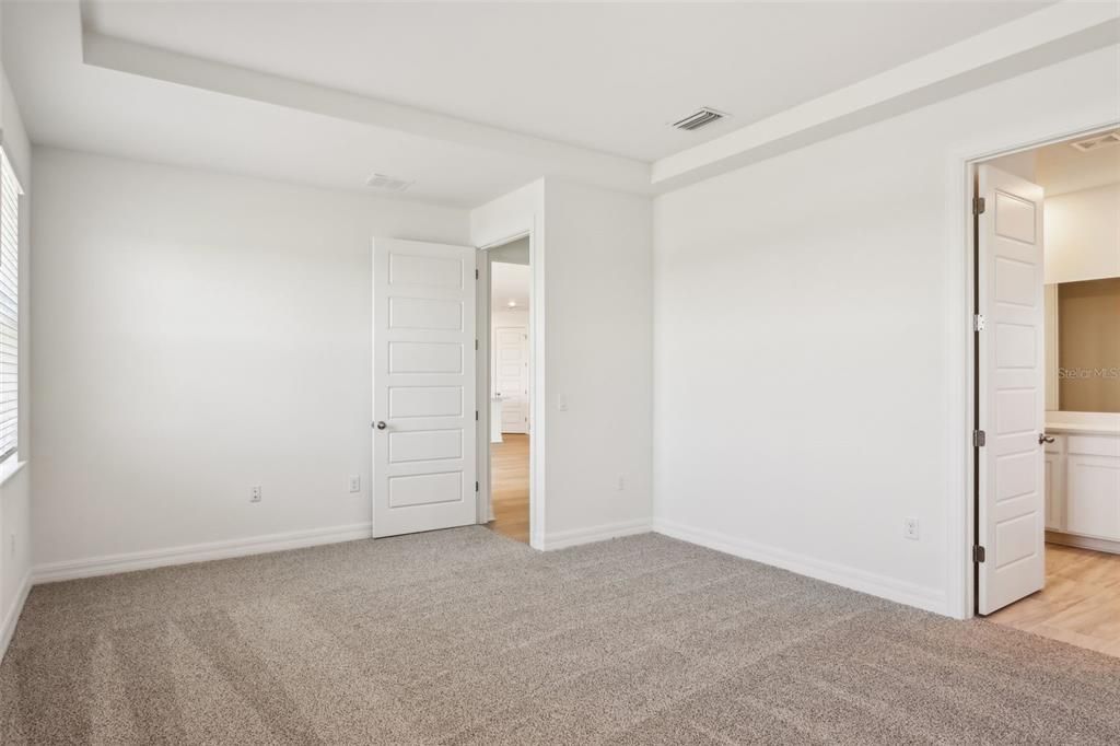 For Sale: $460,480 (4 beds, 3 baths, 2492 Square Feet)