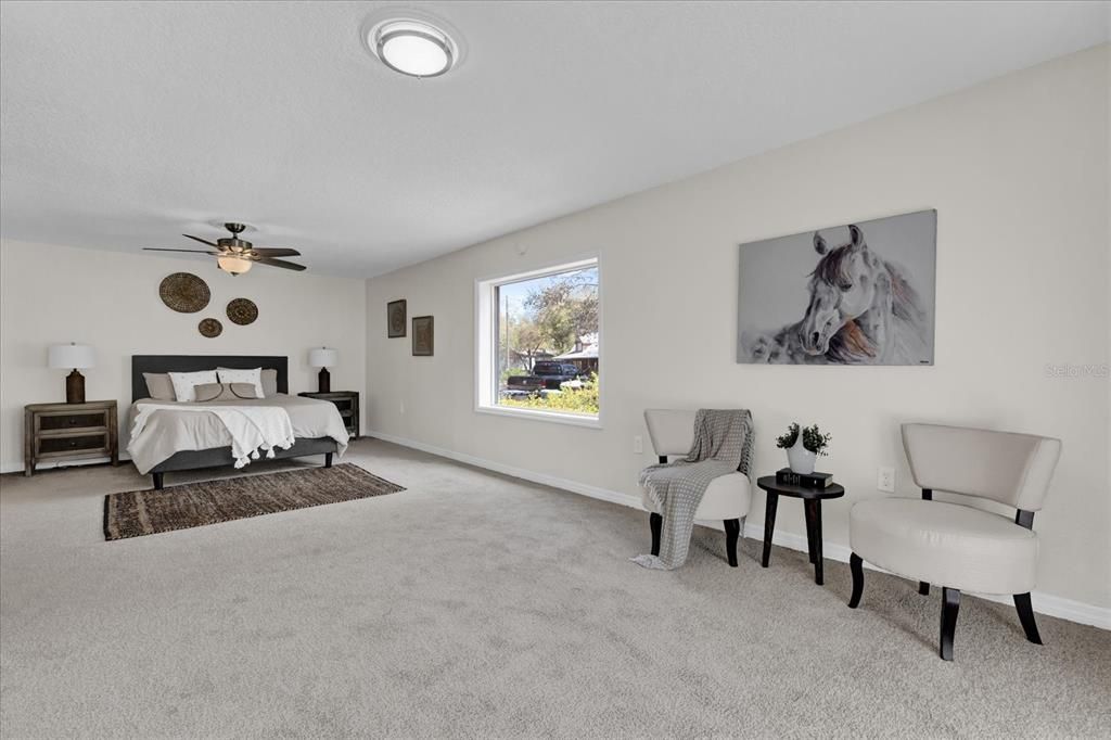 Active With Contract: $389,000 (3 beds, 2 baths, 2128 Square Feet)