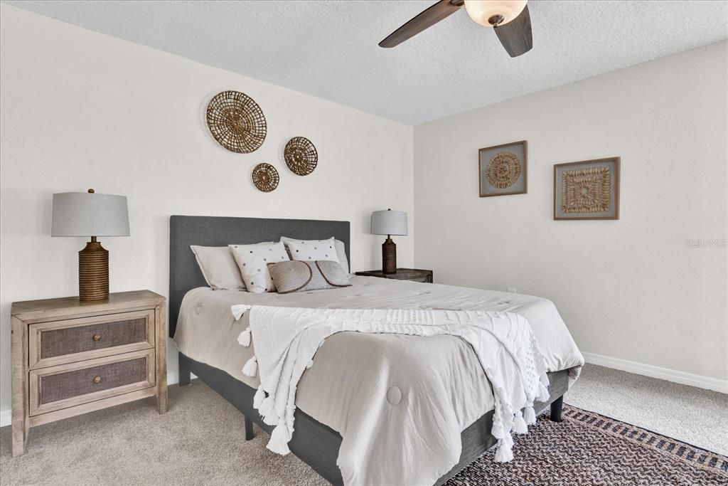 Active With Contract: $389,000 (3 beds, 2 baths, 2128 Square Feet)