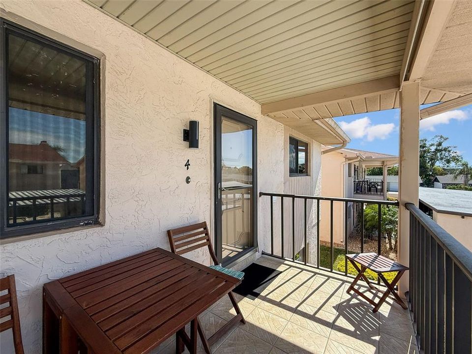 待售: $139,900 (2 贝兹, 2 浴室, 1320 平方英尺)