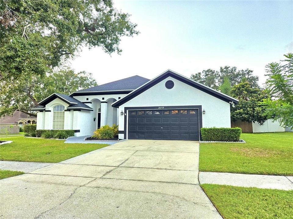 En Renta: $3,395 (4 camas, 2 baños, 2085 Pies cuadrados)