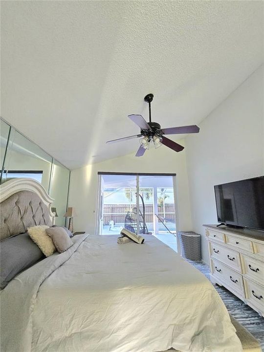 En Renta: $3,395 (4 camas, 2 baños, 2085 Pies cuadrados)