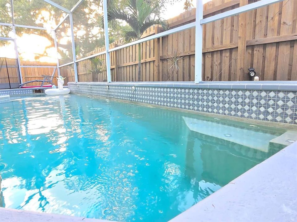 En Renta: $3,395 (4 camas, 2 baños, 2085 Pies cuadrados)