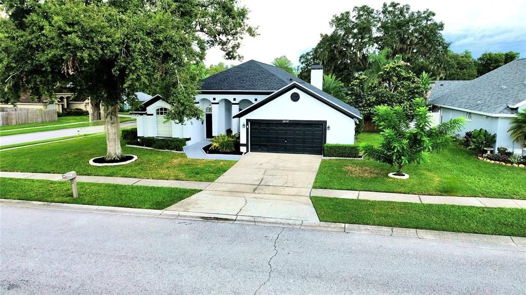 En Renta: $3,395 (4 camas, 2 baños, 2085 Pies cuadrados)