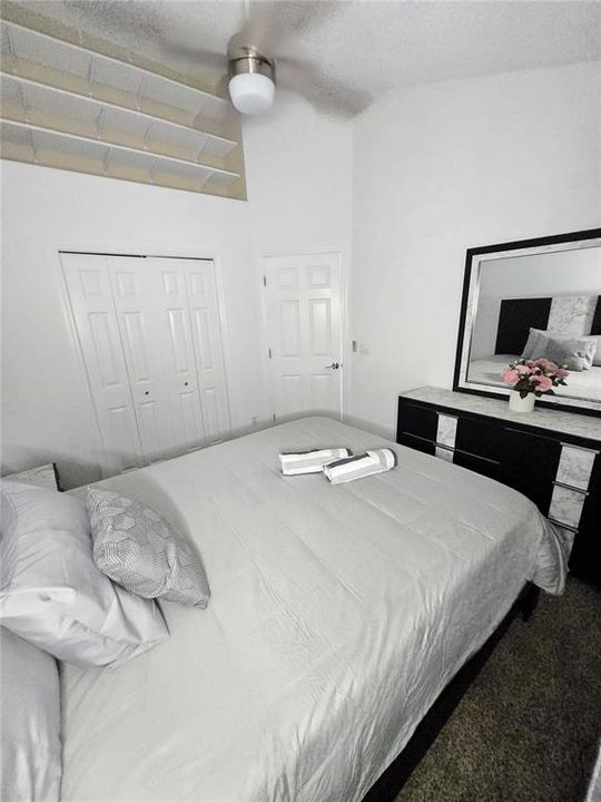 En Renta: $3,395 (4 camas, 2 baños, 2085 Pies cuadrados)