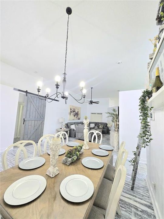 En Renta: $3,395 (4 camas, 2 baños, 2085 Pies cuadrados)