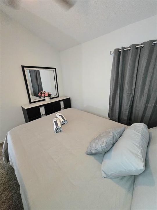 En Renta: $3,395 (4 camas, 2 baños, 2085 Pies cuadrados)