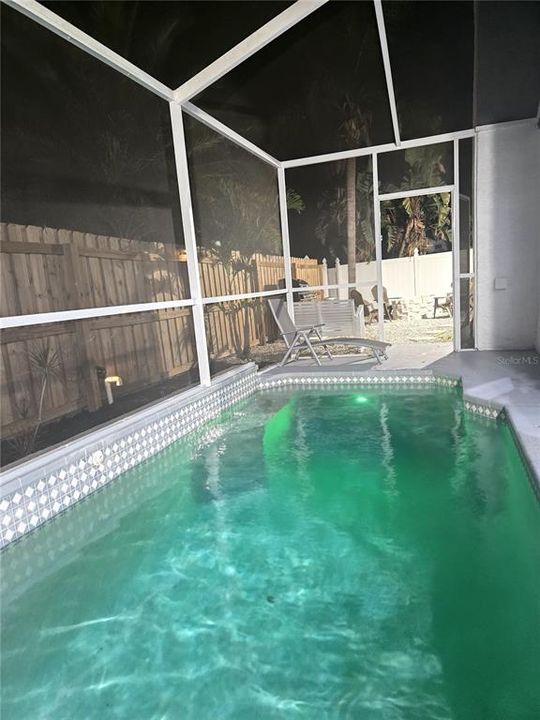 En Renta: $3,395 (4 camas, 2 baños, 2085 Pies cuadrados)