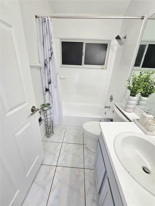 En Renta: $3,395 (4 camas, 2 baños, 2085 Pies cuadrados)