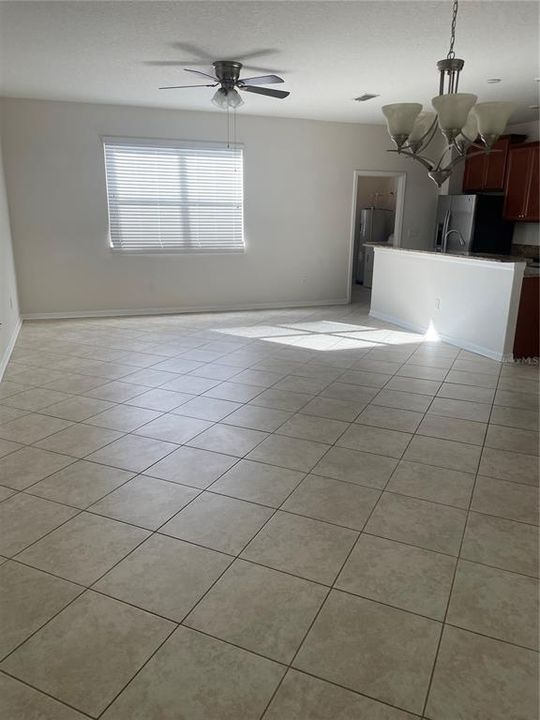 Active With Contract: $2,700 (4 beds, 2 baths, 1866 Square Feet)