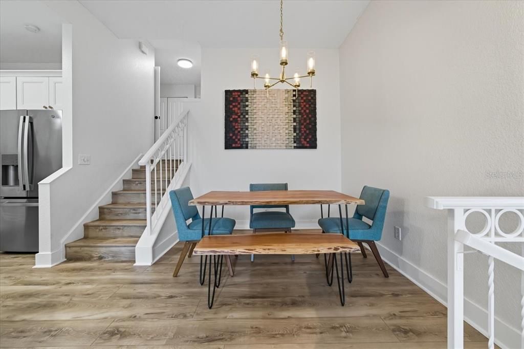 合同活跃: $625,000 (3 贝兹, 2 浴室, 1514 平方英尺)