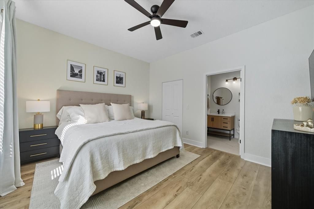 合同活跃: $625,000 (3 贝兹, 2 浴室, 1514 平方英尺)