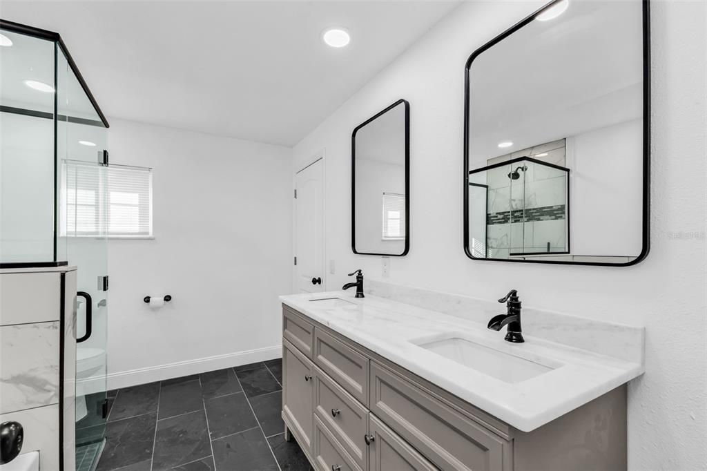 Active With Contract: $279,900 (3 beds, 2 baths, 1782 Square Feet)