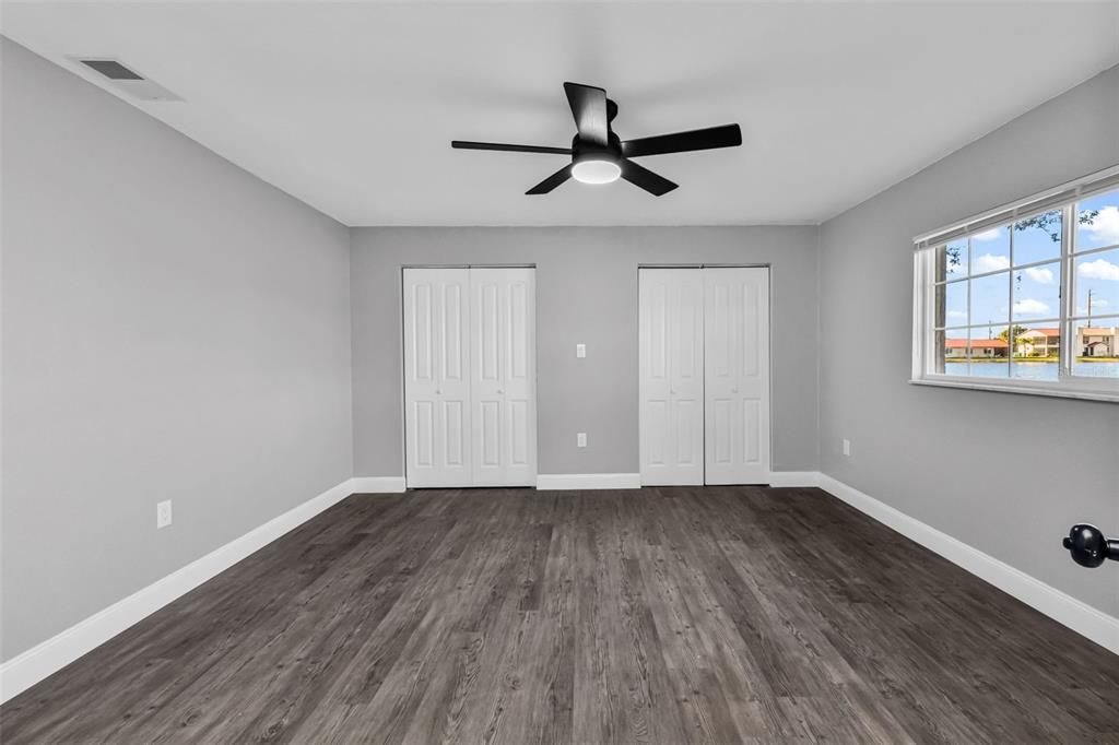 Active With Contract: $279,900 (3 beds, 2 baths, 1782 Square Feet)