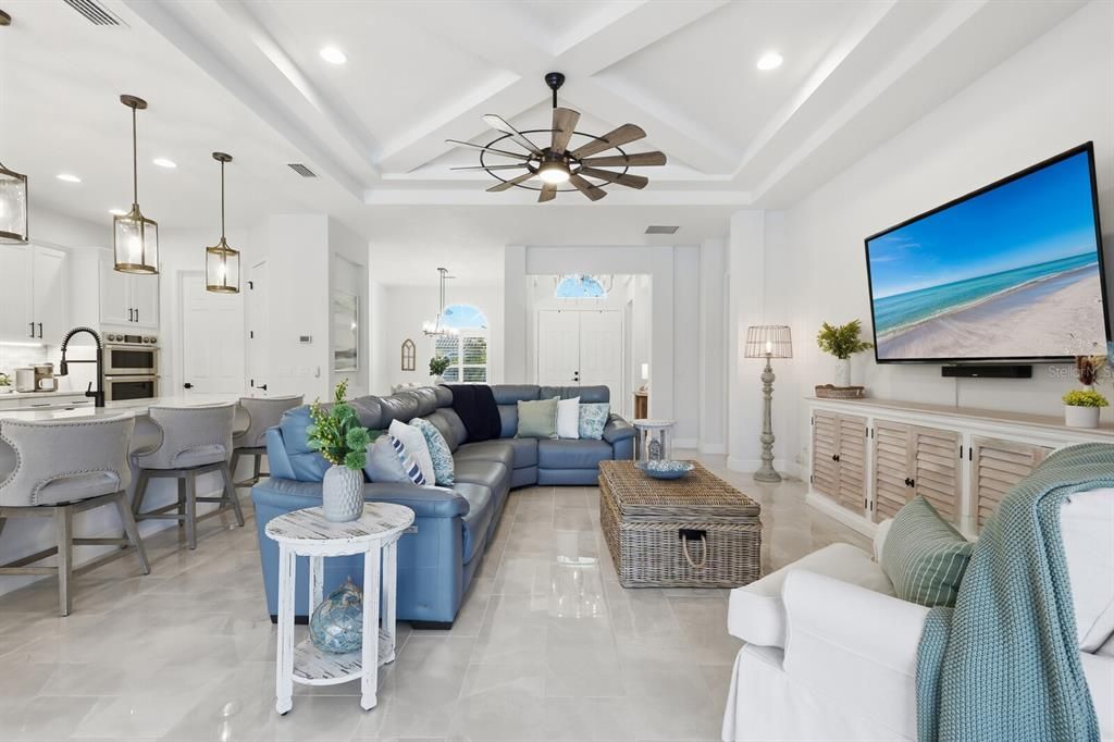 Active With Contract: $875,000 (3 beds, 3 baths, 2470 Square Feet)