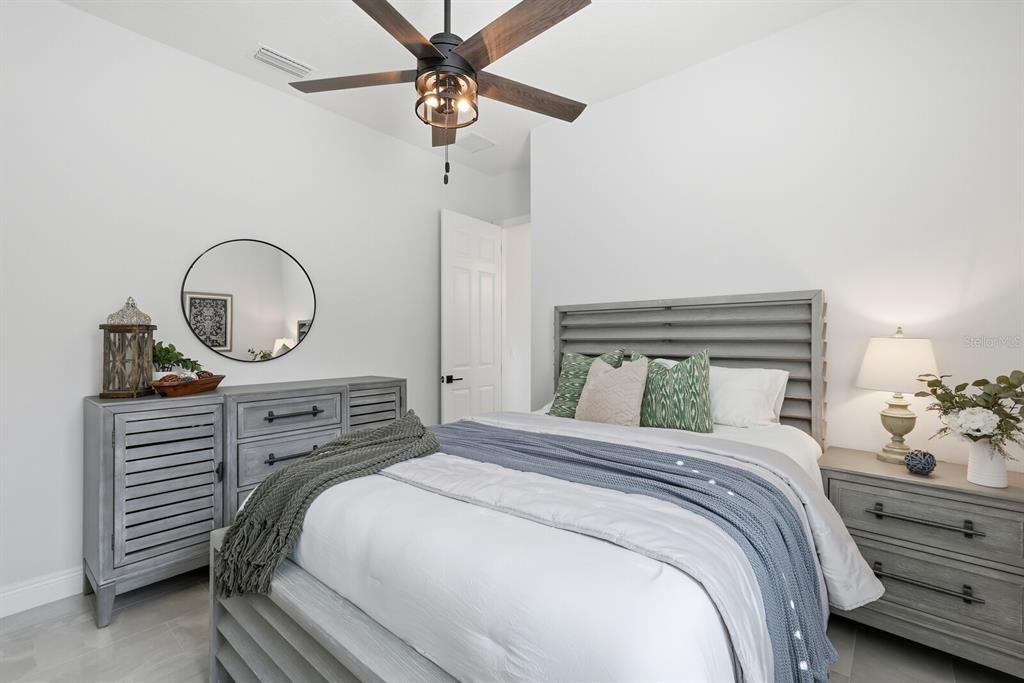 Active With Contract: $875,000 (3 beds, 3 baths, 2470 Square Feet)