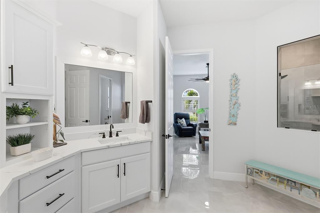 Active With Contract: $875,000 (3 beds, 3 baths, 2470 Square Feet)