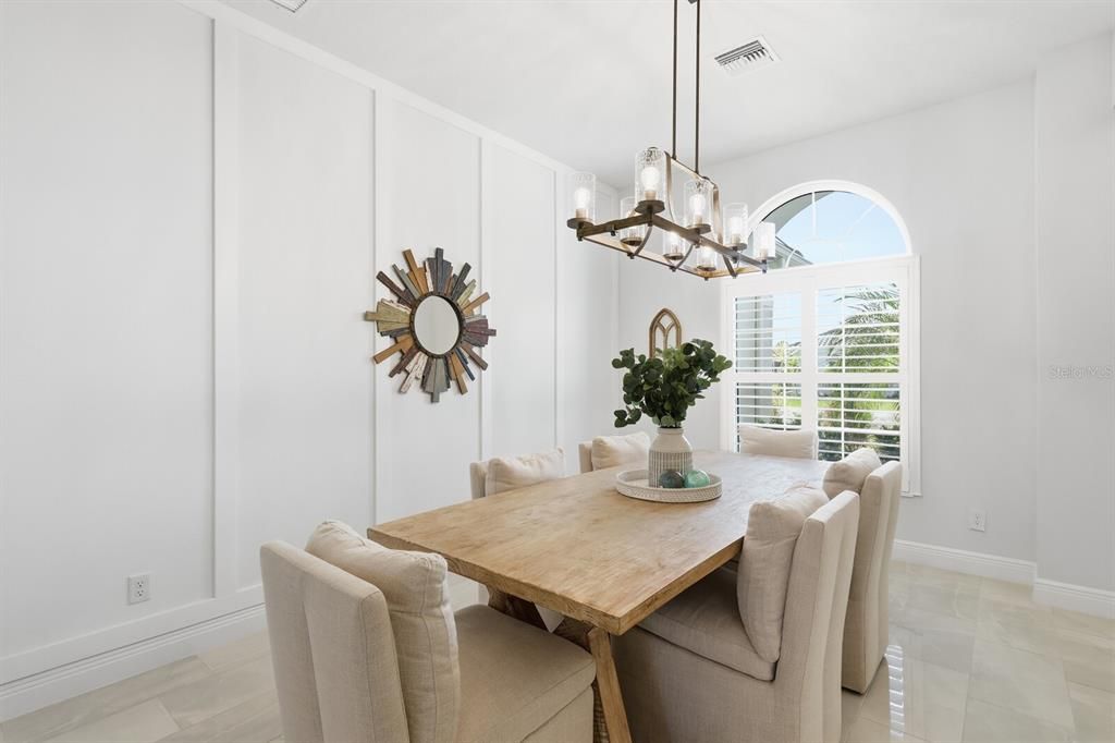 Active With Contract: $875,000 (3 beds, 3 baths, 2470 Square Feet)