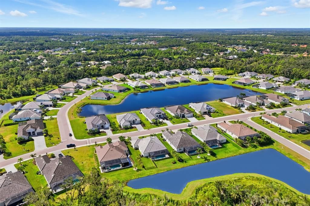 Active With Contract: $875,000 (3 beds, 3 baths, 2470 Square Feet)